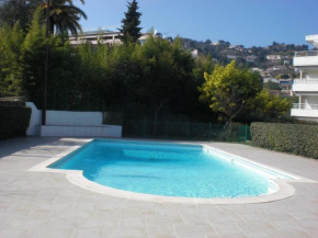 Résidence avec piscine, plage à 100 m, Cannes et Juan les Pins à 5 min, WiFi